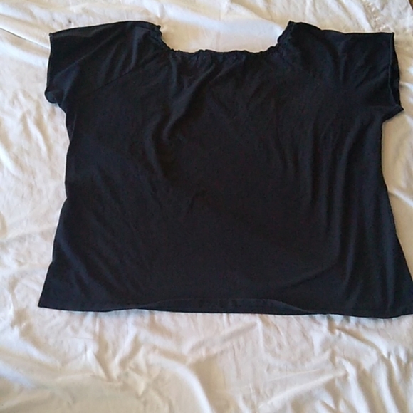 Avenue Black Cotton Drawstring neckline Tee, size 26/28 - Picture 4 of 5